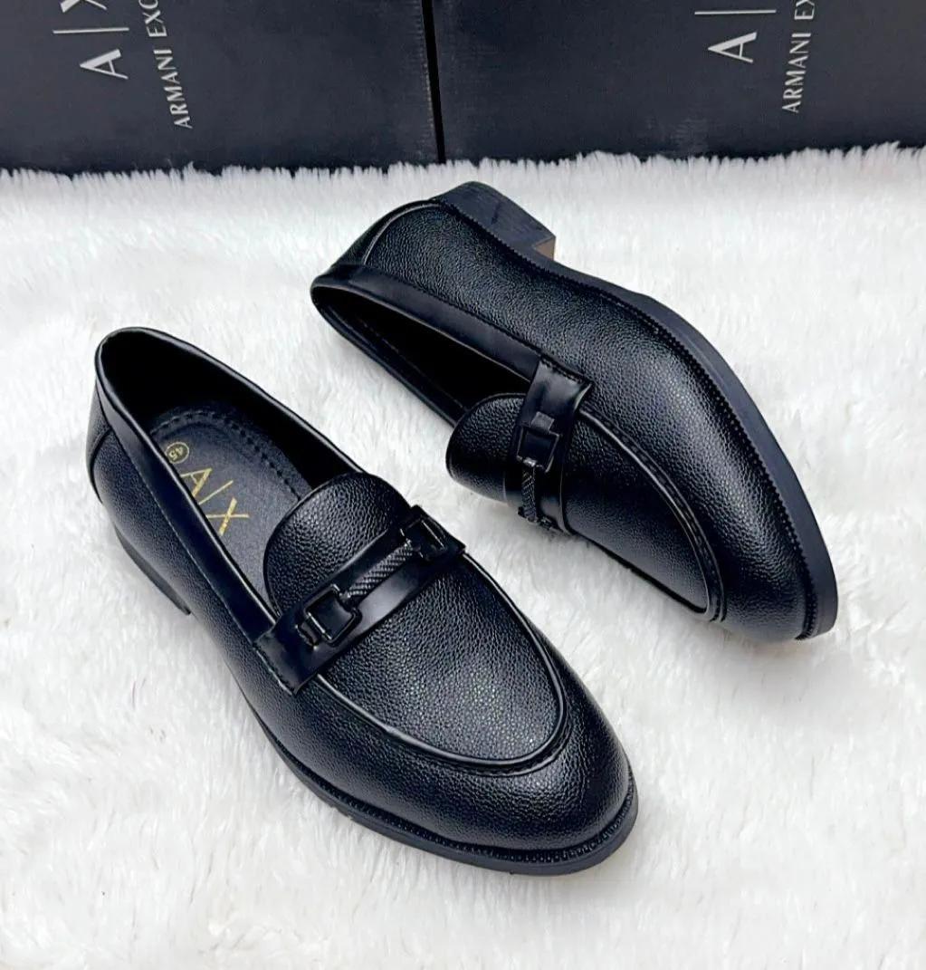 ARMANI Leather Loafers.