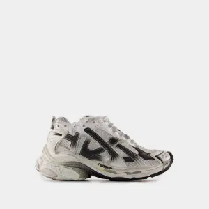 BALENCIAGA Unisex Runner Sneakers for Fall 2024