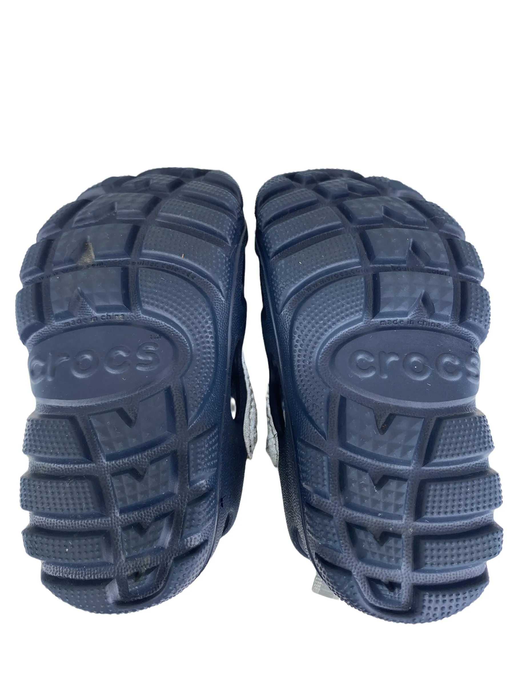 Crocs, Boy's Water Shoe Crocs, Navy/Light Blue, Size 6-7 (Approx. Age 2.5)