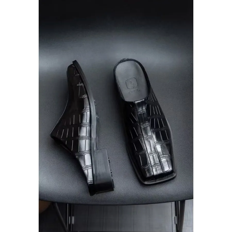 Elegant Embossed Genuine Leather Business Slippers