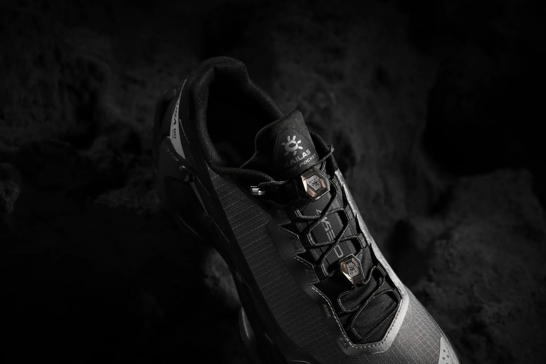 Kailas FUGA BLACK SOLITUDE DU Trail Running Shoes Unisex