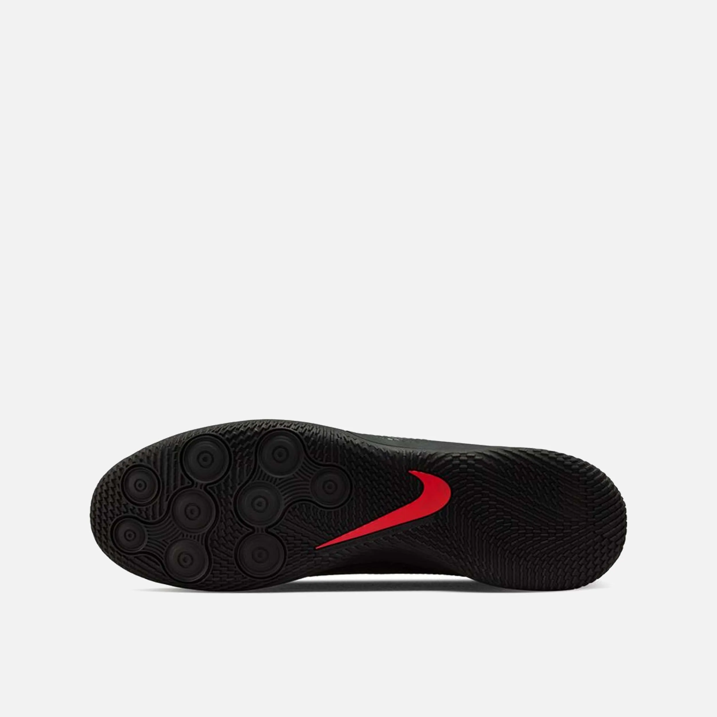 Nike Phantom GT2 Club Indoor Soccer Shoes