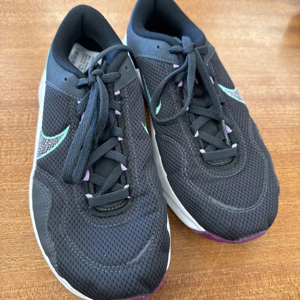 Nike - Women's Legend Essential 3 Next Nature Workout Trainers - MSRP $100: Black-women-W6.5