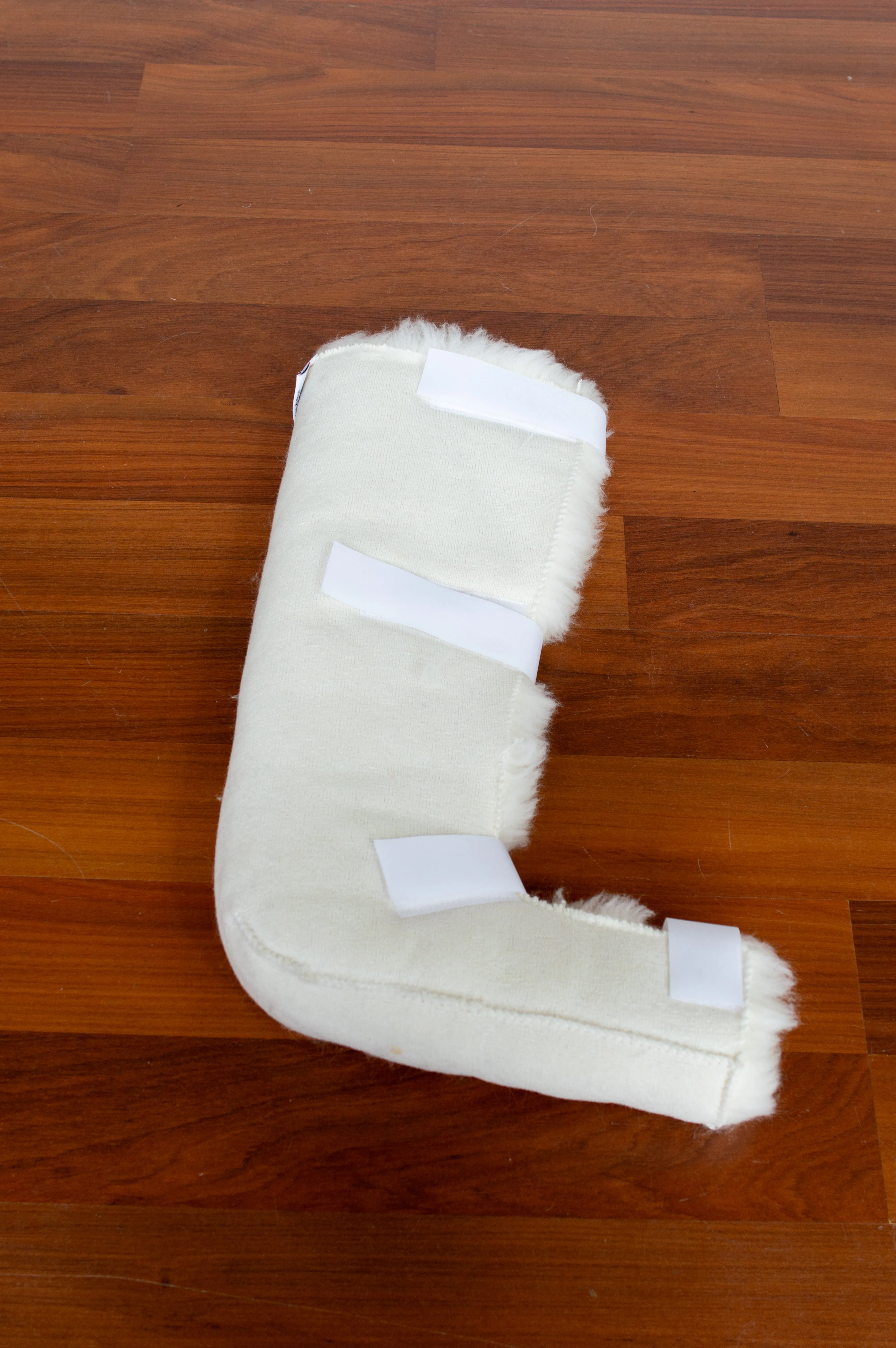 Sheep Wool Open Knee-High Protector