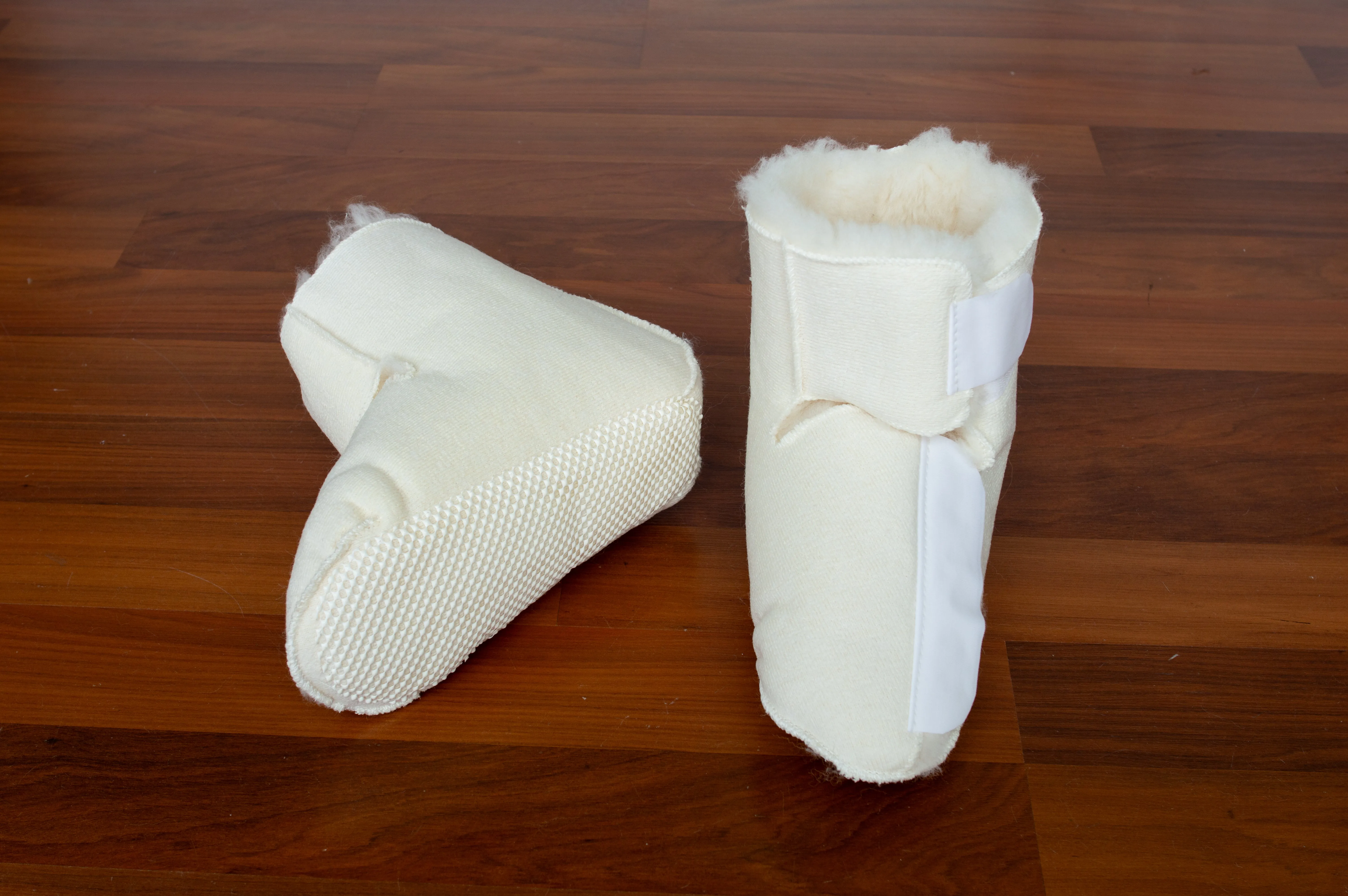 Sheep Wool Severe Swelling Boot