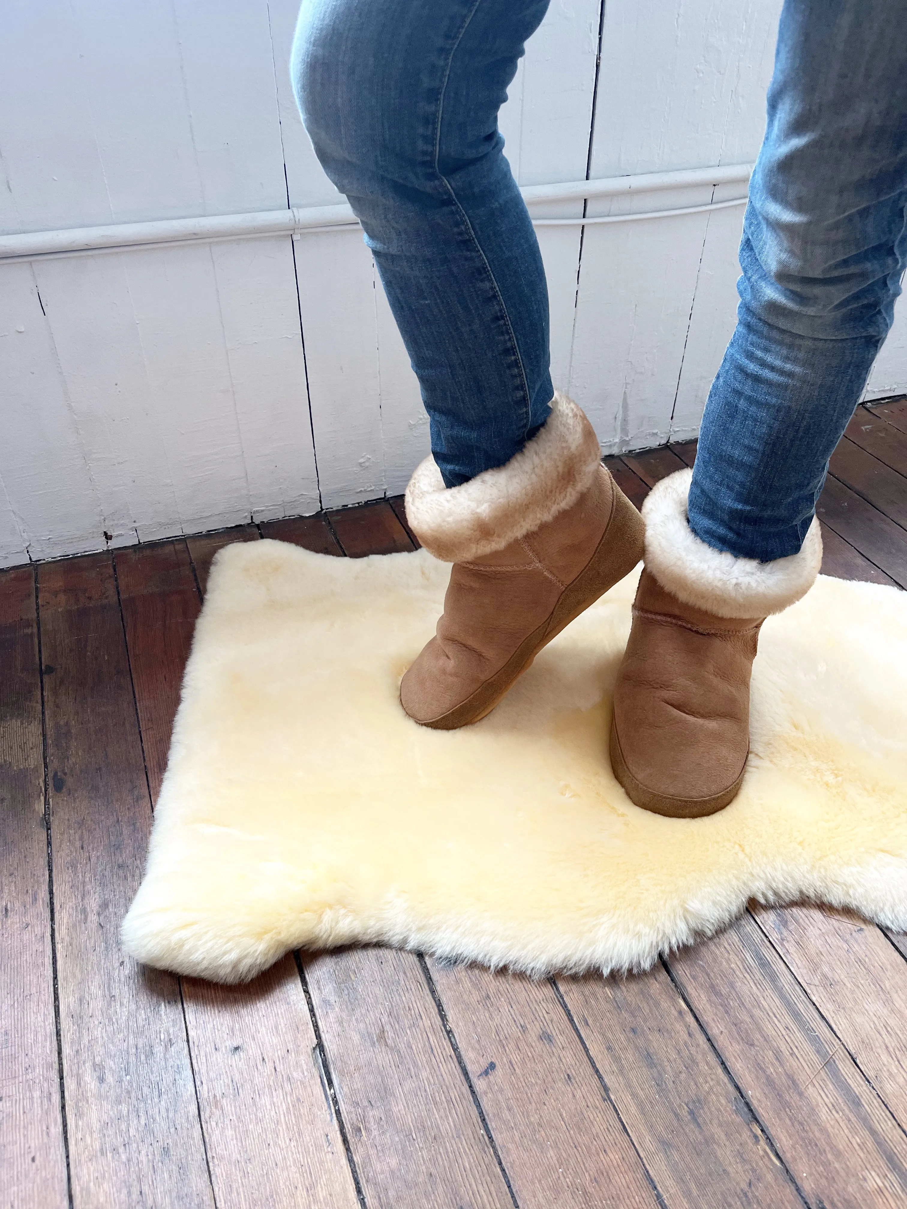 Sheepskin Cabin Boot