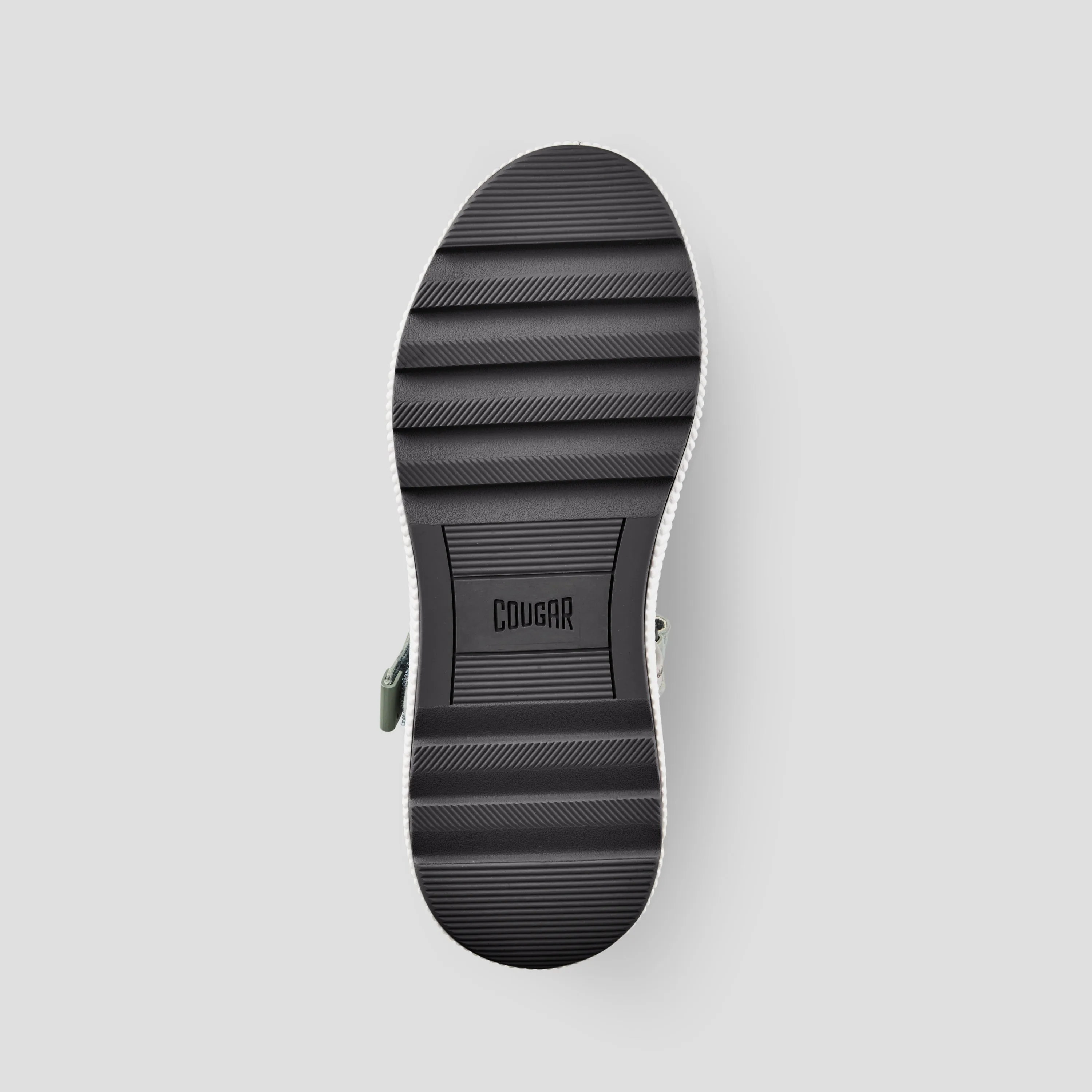 Spray Luxmotion Nylon and Suede Water-Friendly Sandal