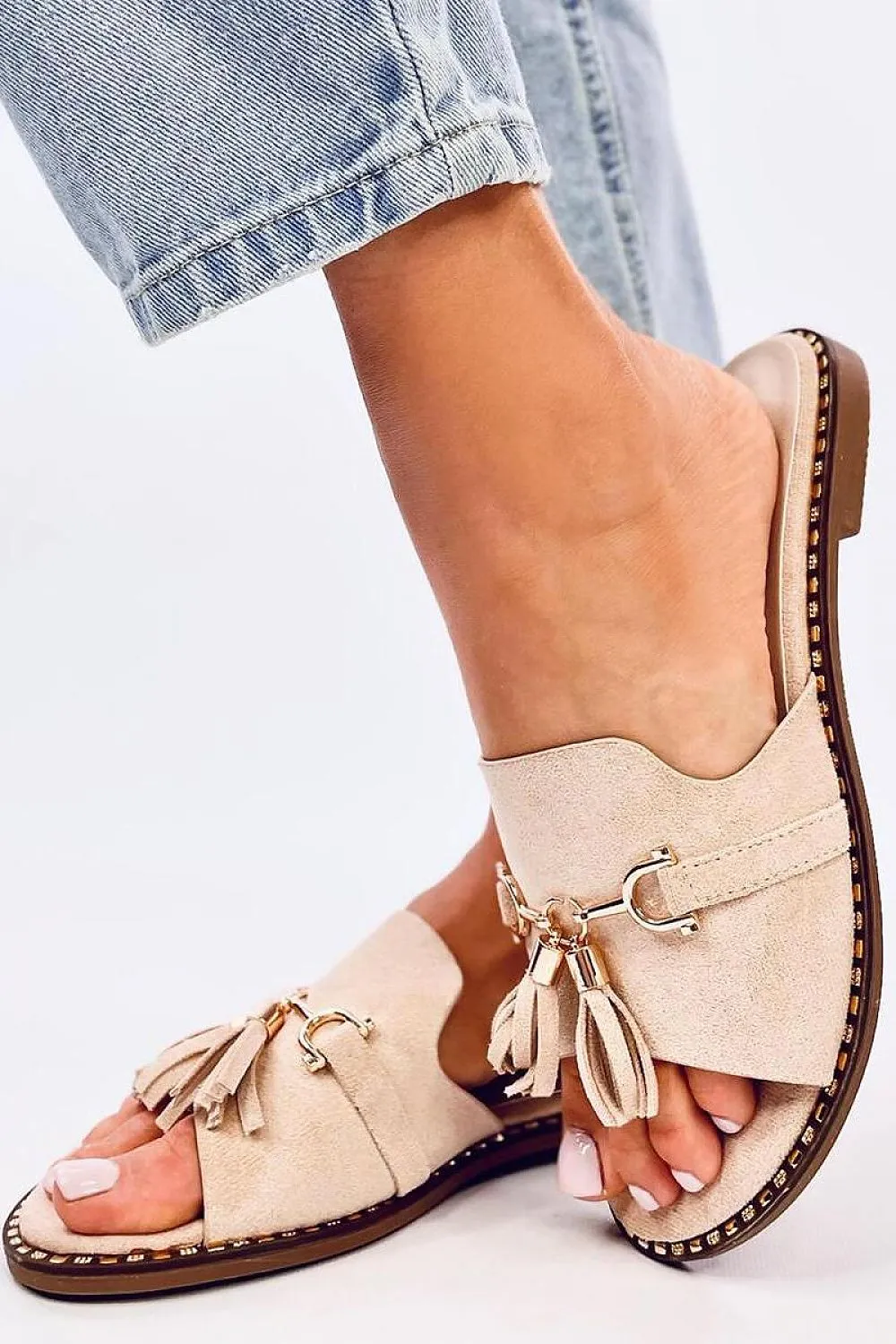 TEEK - Beige Linked Tassel Slides