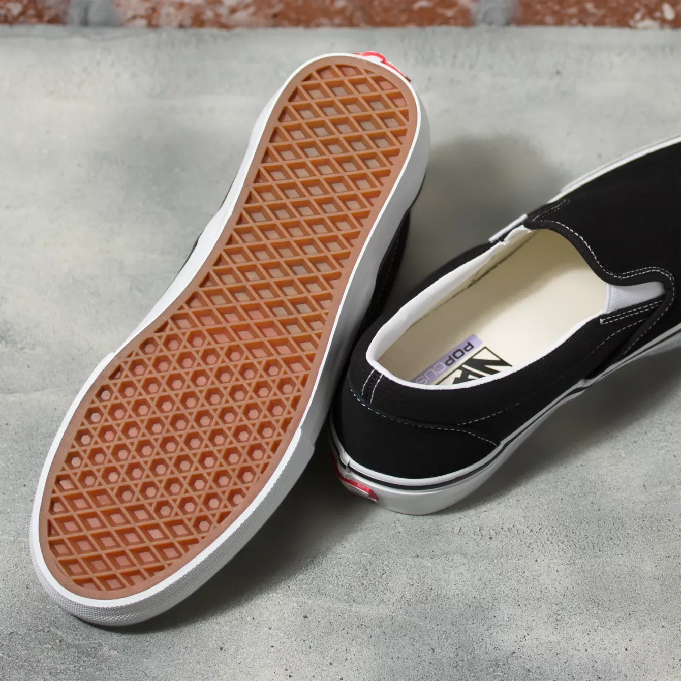 Vans Skate Slip-On Shoe - Black/White