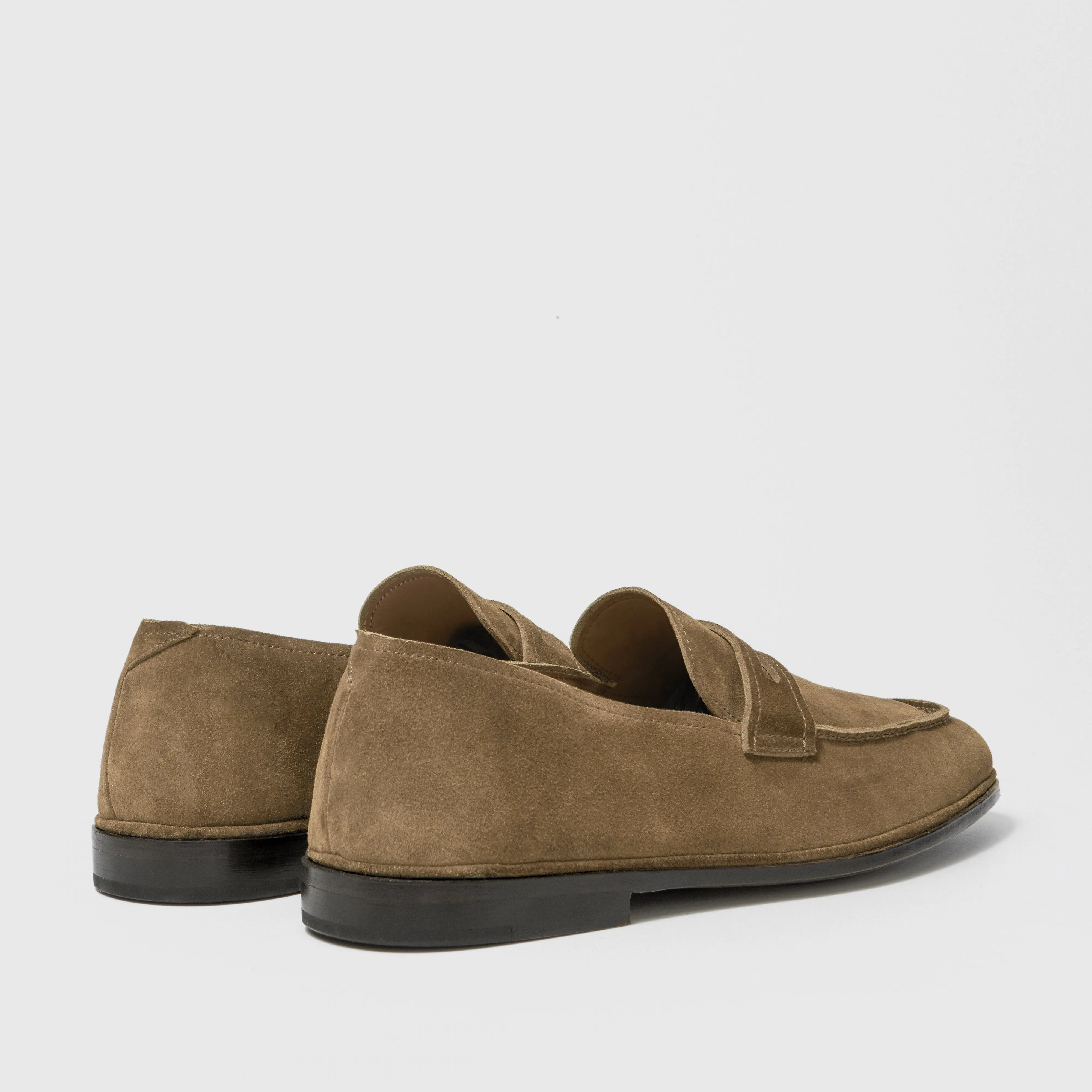 Windsor Velvet Suede Sand